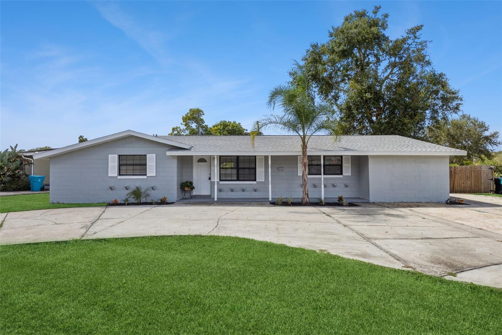 Property Photo:  1200 Romano Avenue  FL 32807 