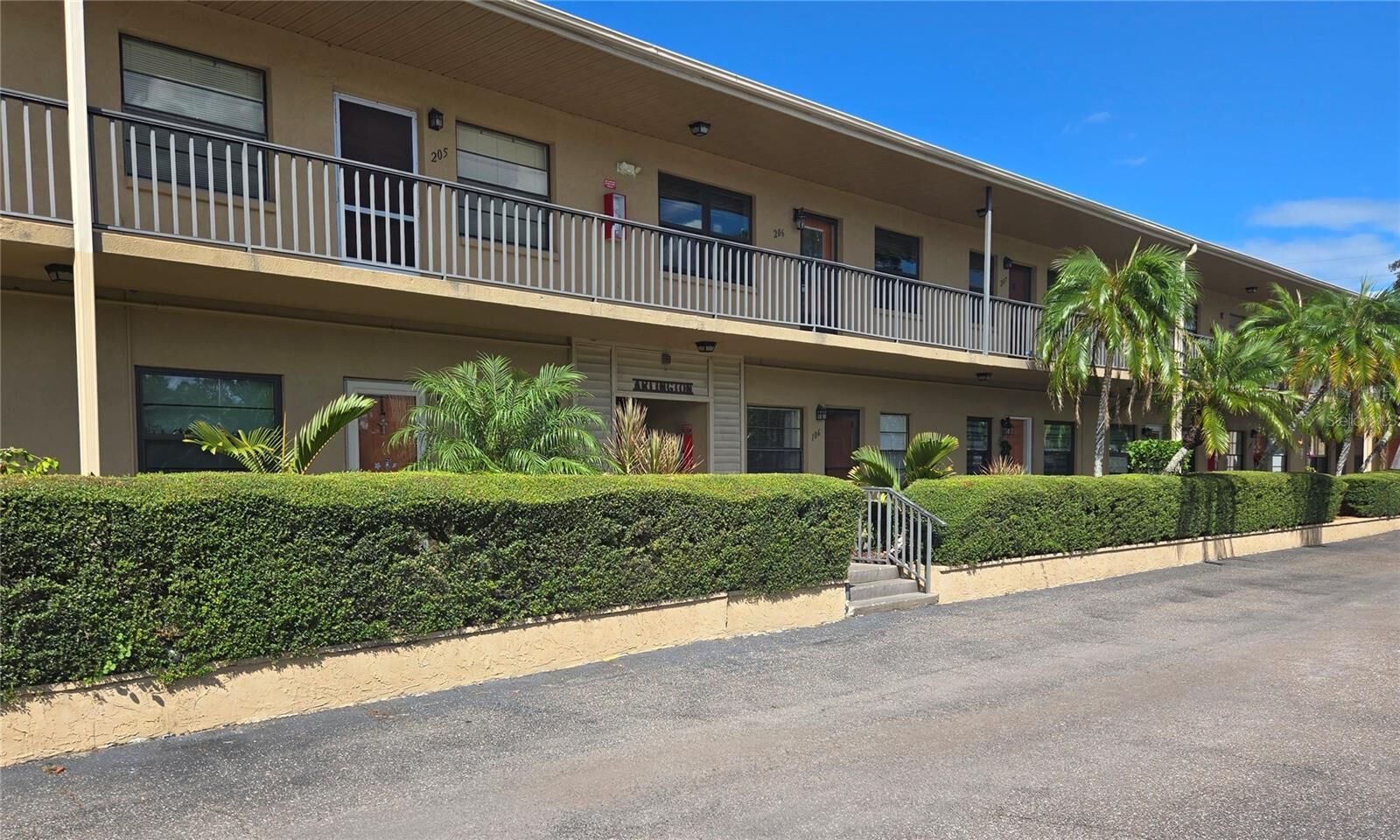 Property Photo:  5925 Terrace Park Drive N 106  FL 33709 