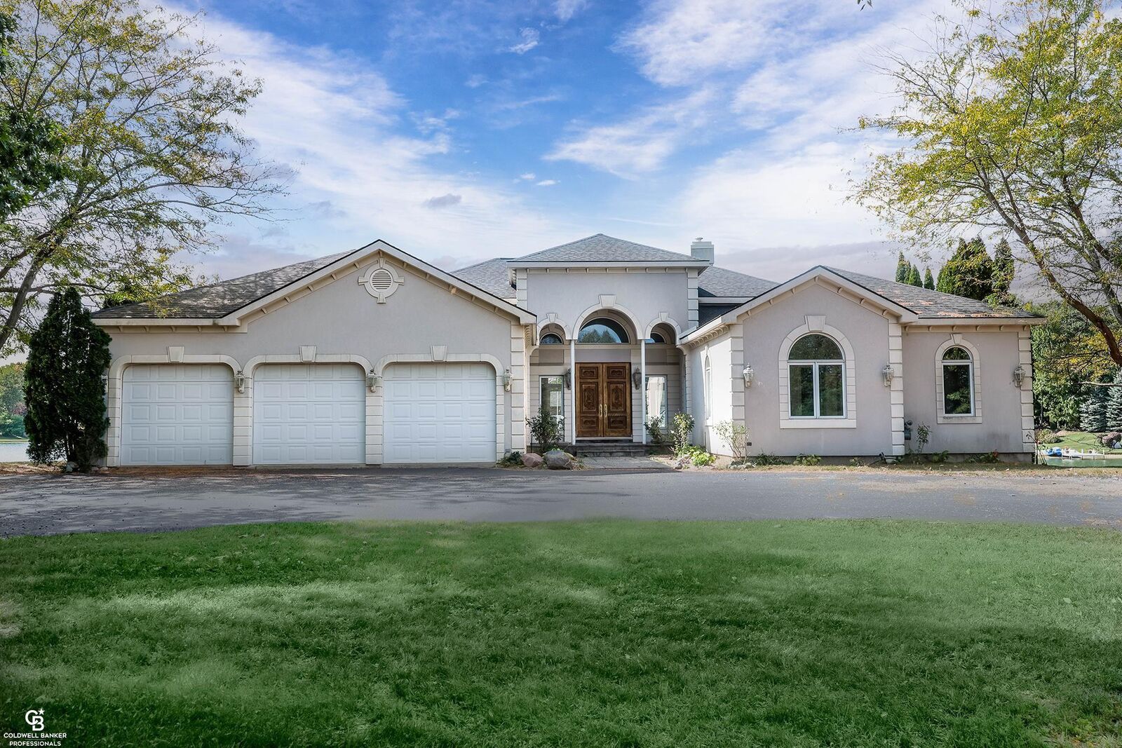 Property Photo: 68373 Lake Angela Pointe Drive MI 48062