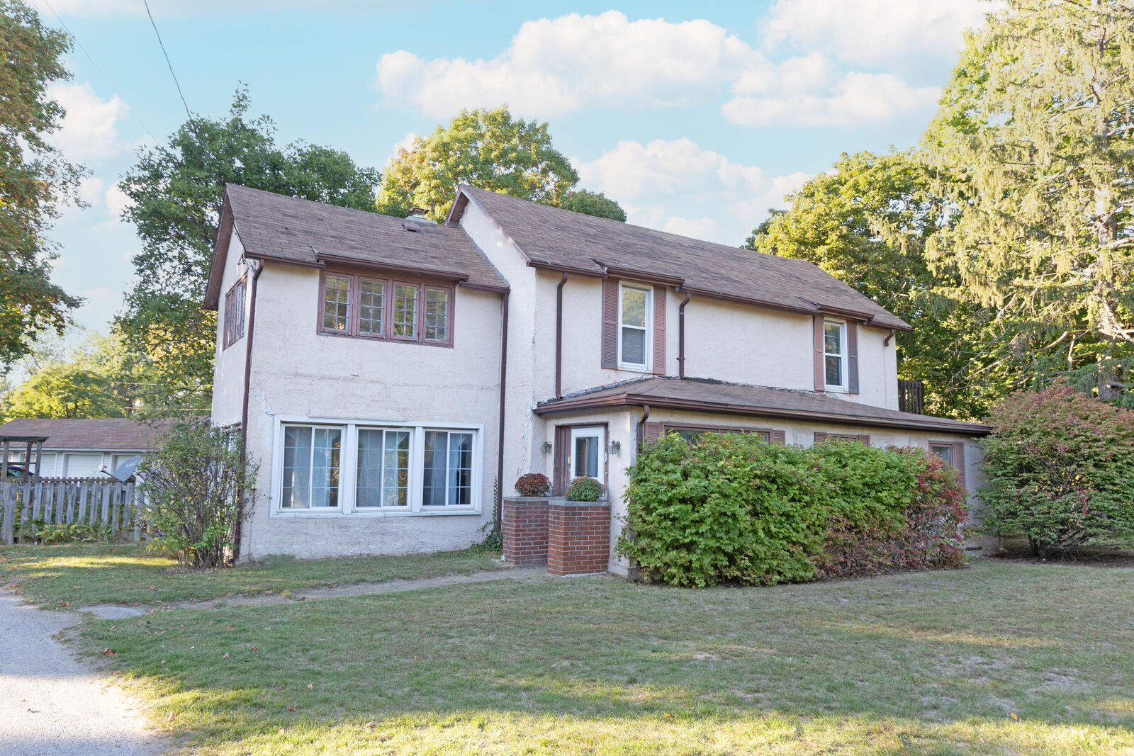 Property Photo: 3180 S Lakeshore Drive MI 49085