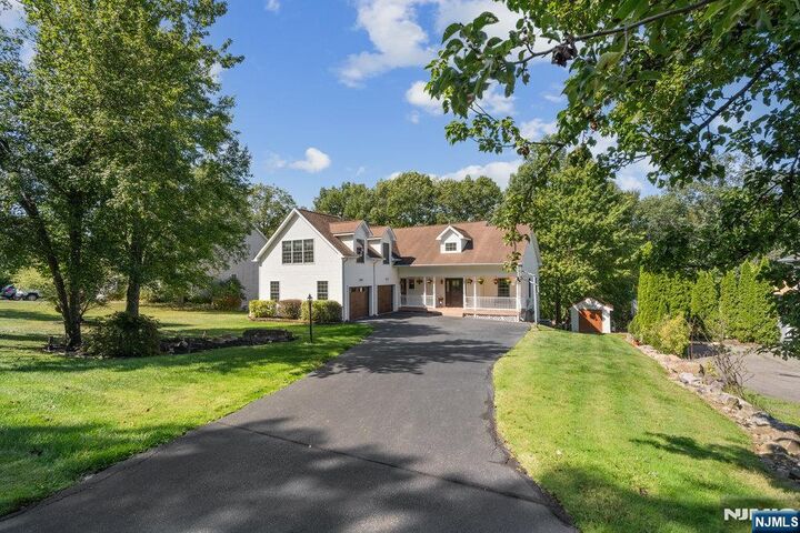 Property Photo: 5 Skyler Court NJ 07438