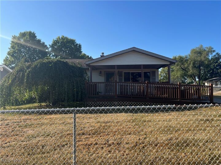 Property Photo: 3103 Wattova Road NW OH 44646