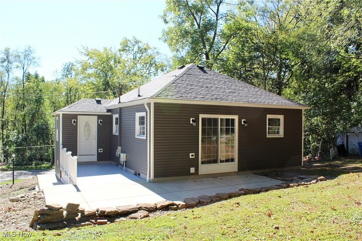 Property Photo: 816 Youngstown Lowellville Road OH 44436