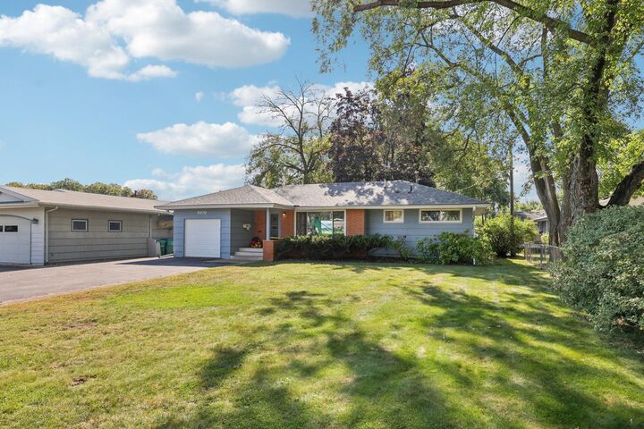 9109 W 22nd Street  Saint Louis Park MN 55426 photo