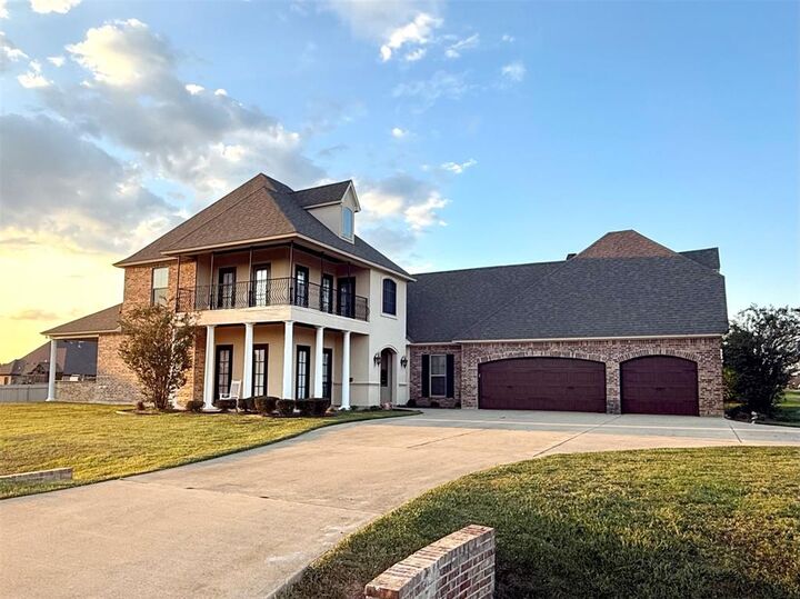 Property Photo: 103 Donna Lane LA 71078