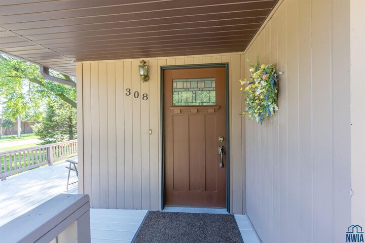 Property Photo: 308 Whittier Street IA 51063