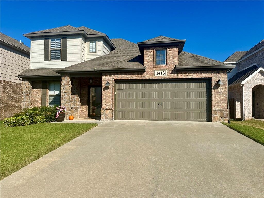 Property Photo: 1413 Park Street AR 72745