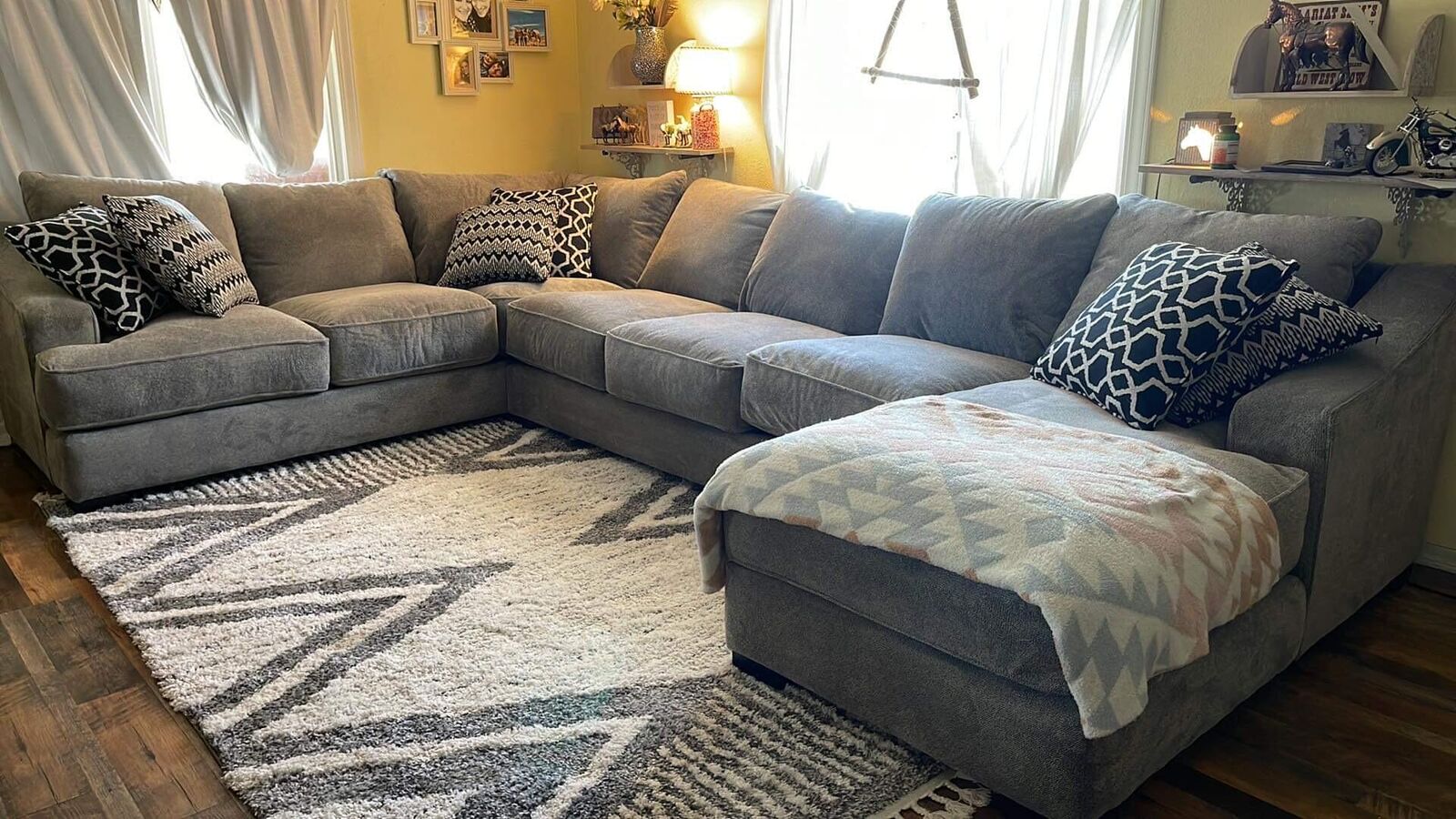Property Photo: 205 SE Terrace Avenue OR 97741