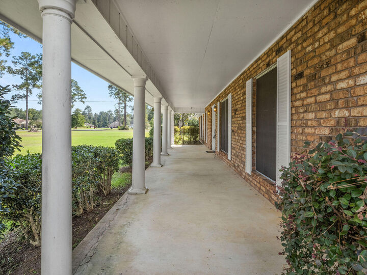 Property Photo: 115 Eddy Rd LA 70634