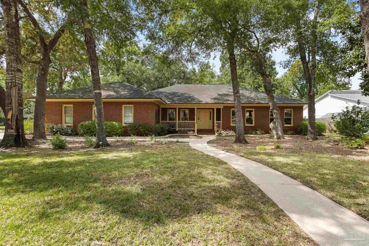 6301 Dunlieth Pl  Pensacola FL 32504 photo