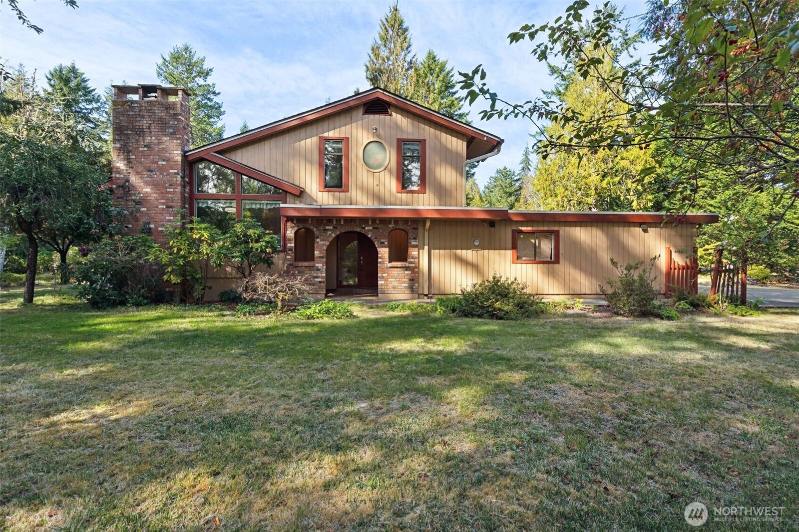 Property Photo:  8925  Libby Road NE  WA 98506 