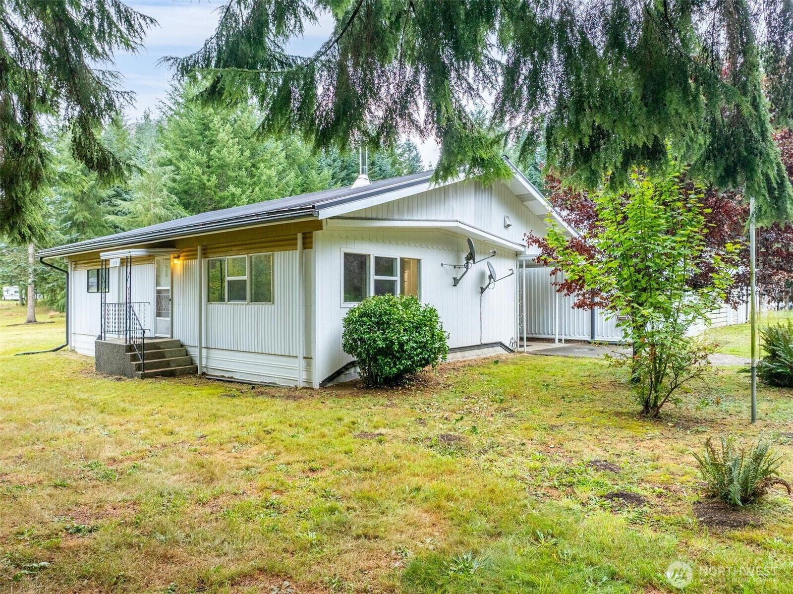 Property Photo: 115 Cinebar Road WA 98533