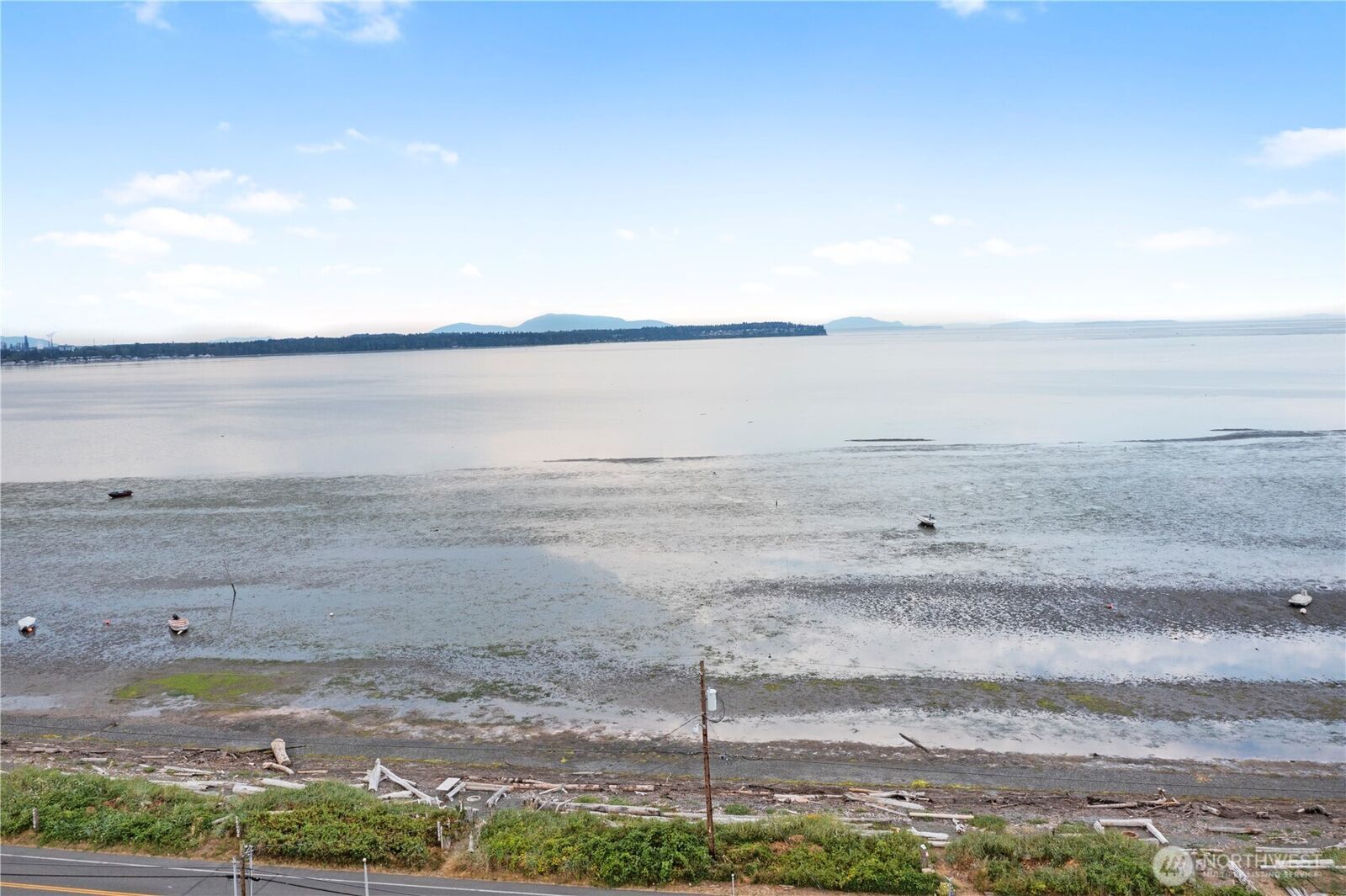 Property Photo:  5228  Richmond Crescent  WA 98230 