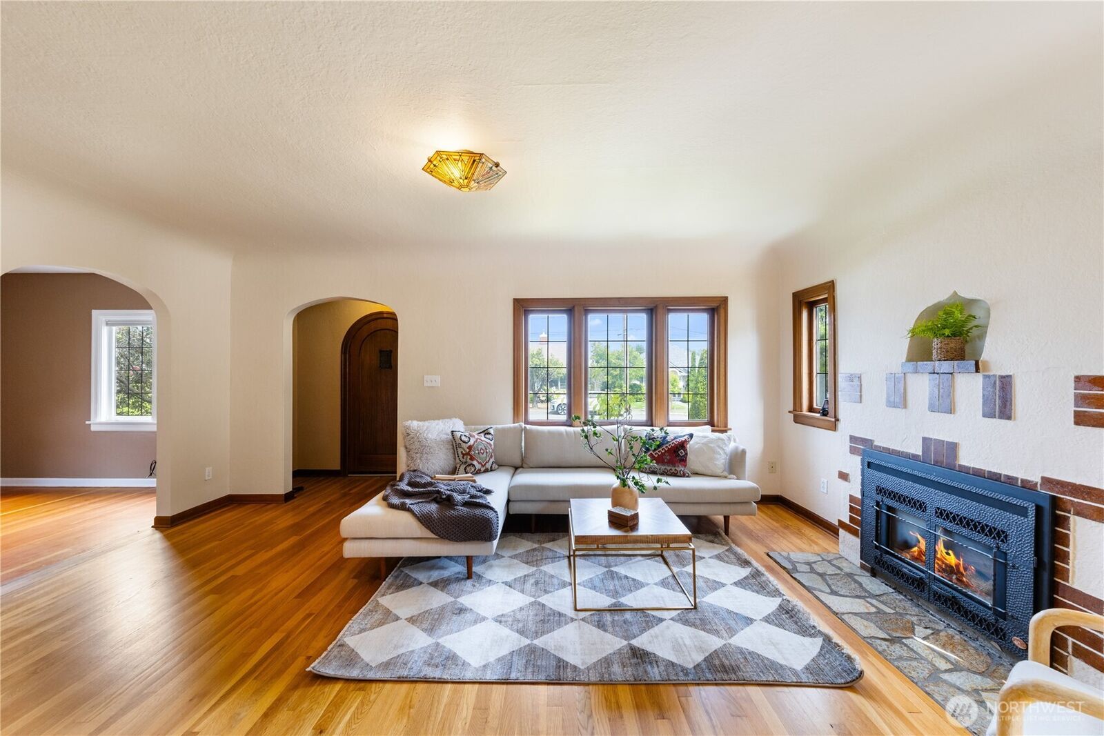 Property Photo:  1315  7th Street  WA 98221 