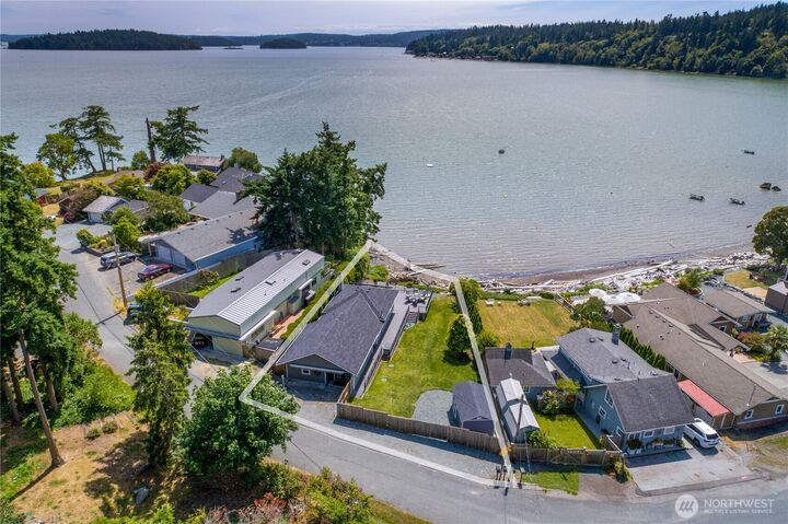 Property Photo: 13532 Slice Street WA 98221