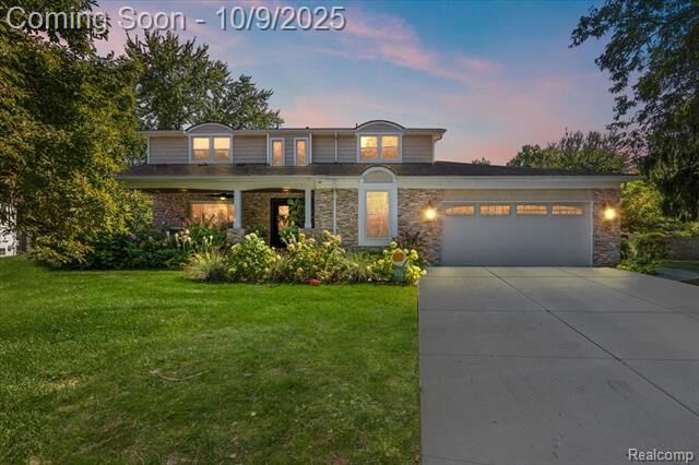 Property Photo:  3036 Newport Court  MI 48084 