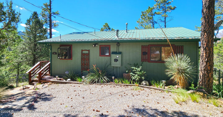 Property Photo:  201 Bradley Drive  NM 88345 