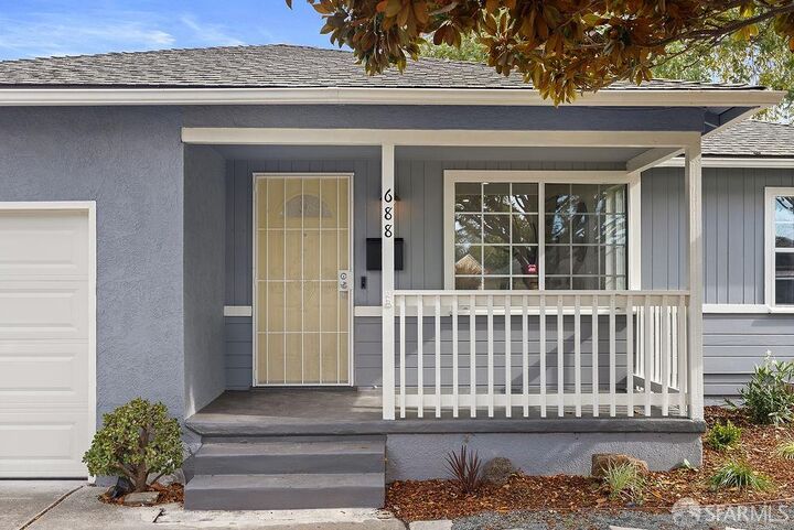 Property Photo: 688 Garside Court CA 94579