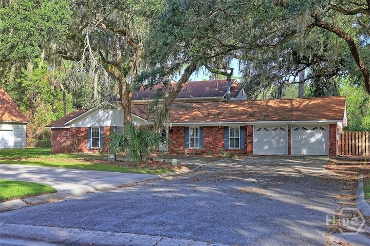 Property Photo: 46 River Oaks Road GA 31410