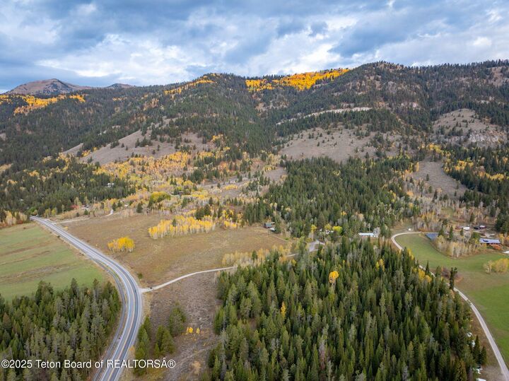 Property Photo: 6255 W US Hwy 22 WY 83014