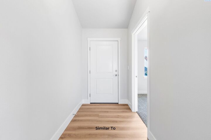 Property Photo: 6521 W 29th Ct WA 99338