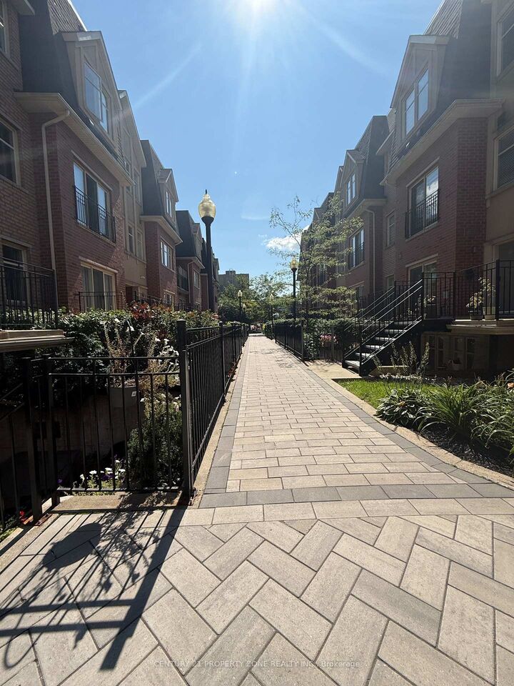 1496 Victoria Park Avenue 238  Toronto ON M4A 2M6 photo