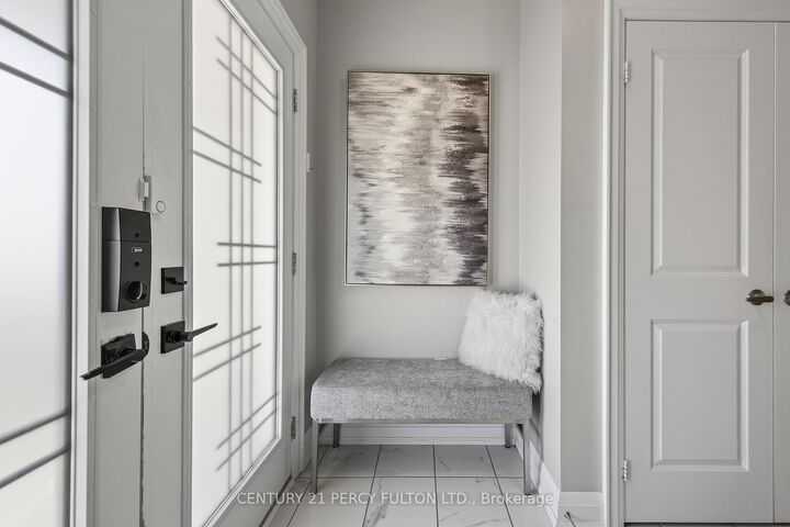 Property Photo: 3 Muirfield Drive ON L4N 5E9