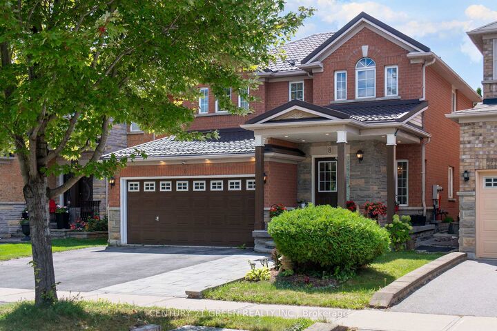Property Photo:  8 Lampman Drive  ON M1E 5L1 