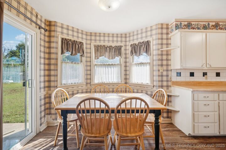 Property Photo:  10459 S 257th East Avenue  OK 74014 