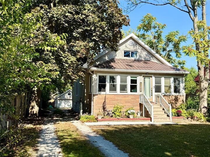 812 London Road  Sarnia ON N7T 4Y2 photo