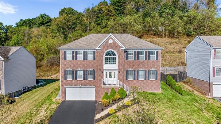 8047 Maureen Dr  Cranberry Twp PA 16066 photo