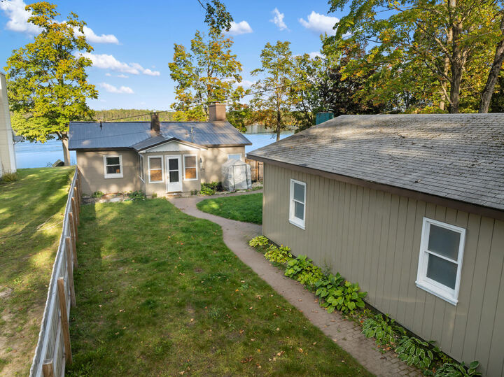 4852 Hiawatha Drive  Cheboygan MI 49721 photo