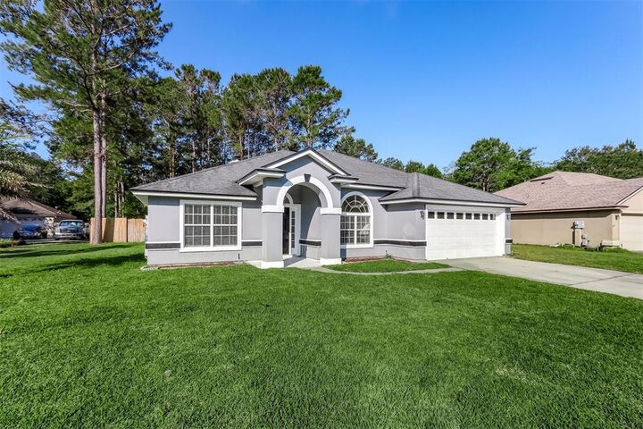 Property Photo: 87469 Creekside Drive FL 32097