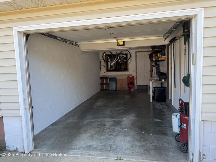 Property Photo: 268 Kuchenski Drive ND 58601