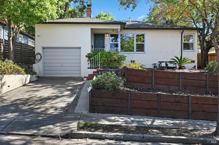 2434 Humboldt Street  Santa Rosa CA 95404 photo