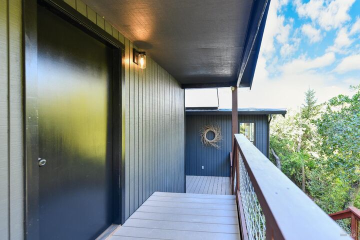 Property Photo:  1625 Meek Avenue  CA 94559 