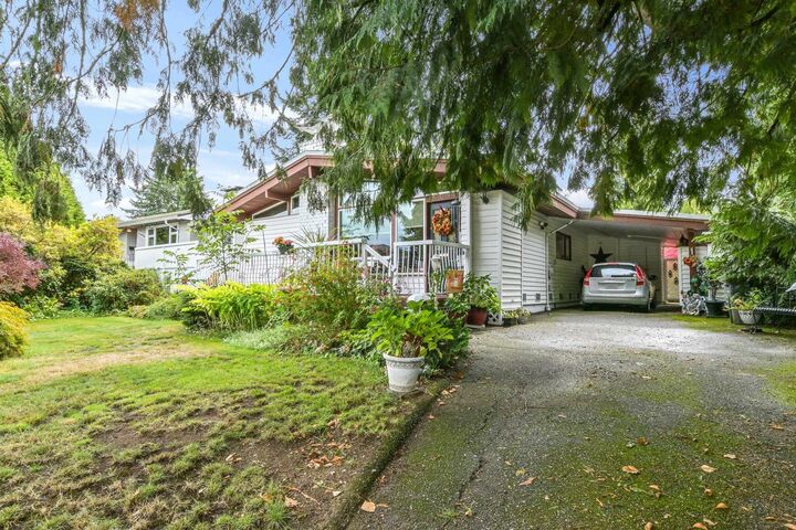 Property Photo: 14086 77A Avenue BC V3W 2X3