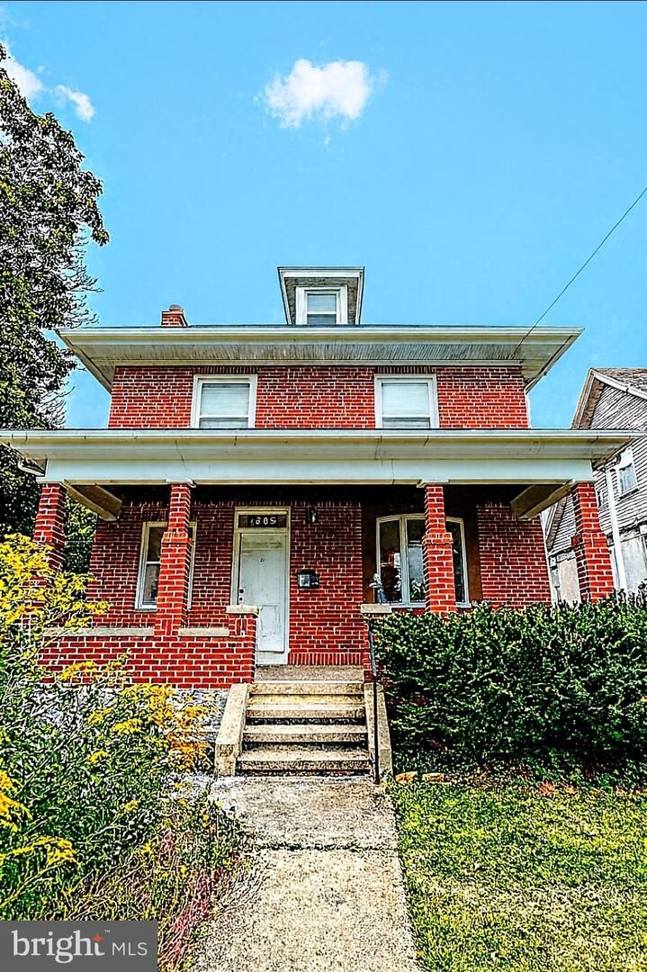 Property Photo: 2622 Perkiomen Avenue PA 19606