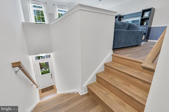 Property Photo: 604 Savile Row Terrace VA 20132