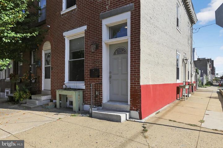 Property Photo:  2559 Sepviva Street  PA 19125 