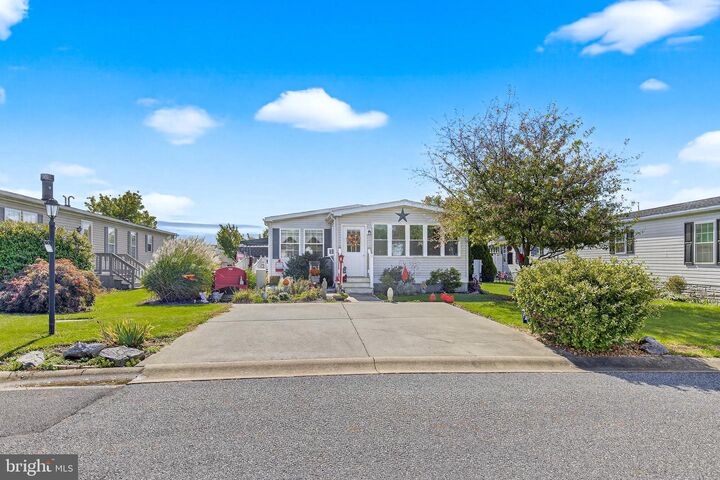 Property Photo: 188 W Cedar Street PA 17078