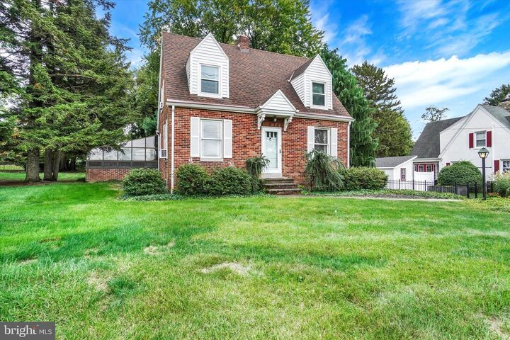 Property Photo:  1351 Greenhill Road  PA 17403 