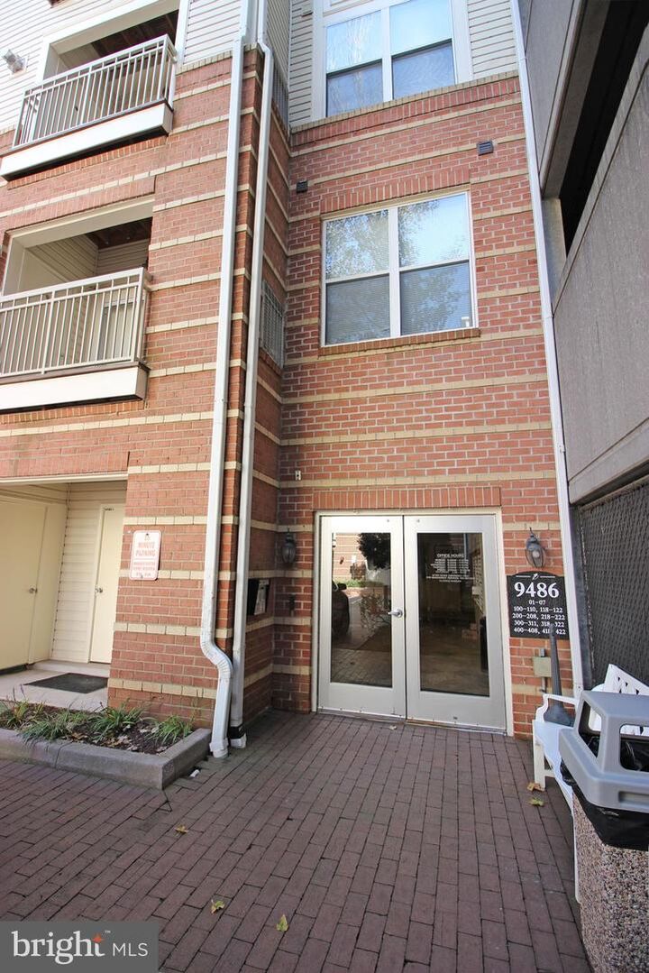 Property Photo: 9486 Virginia Center Boulevard 203 VA 22181