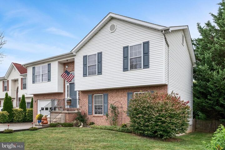 Property Photo: 290 Green Street VA 22601