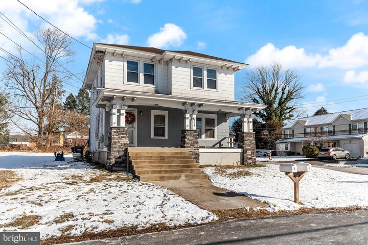 Property Photo: 224 Oakdale Avenue 2 PA 19044