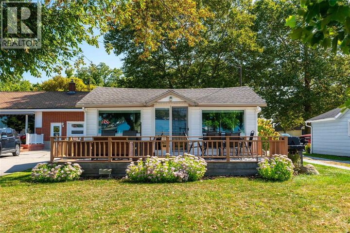 4114 St. Clair Parkway  Port Lambton ON N0P 2B0 photo