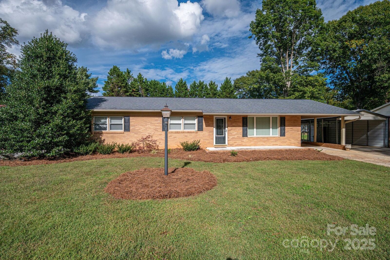 Property Photo:  3508 Merry Oaks Lane  NC 28034 