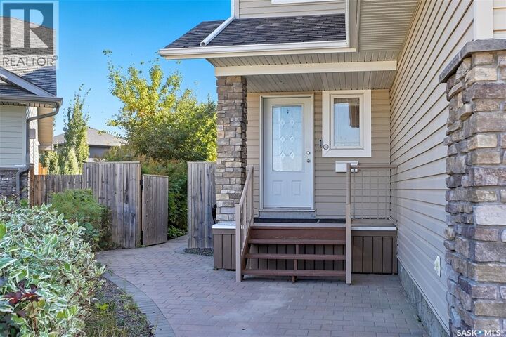 Photo de la propriété: 206 Martin Crescent SK S7T 0A7