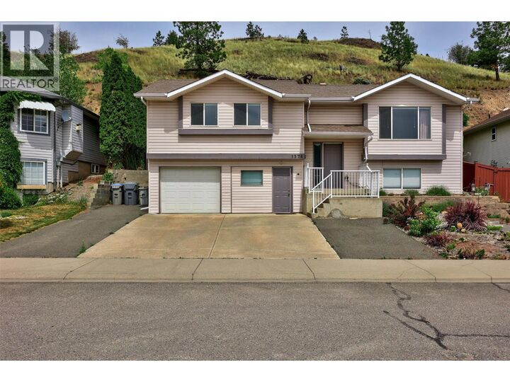 Property Photo: 1374 Sunshine Court BC V2E 2P9
