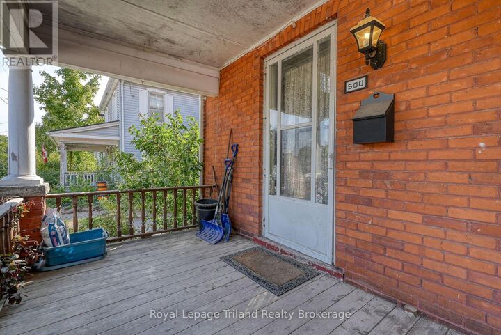 Property Photo:  500 Edward Street  ON N4S 4W1